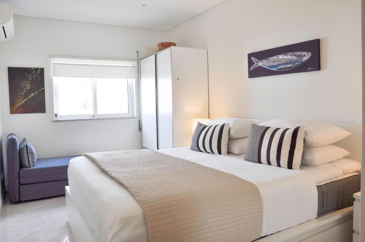 Lovelystay - 2Br Modern, Pool Access, Close To Marina & Beach Quarteira Eksteriør billede
